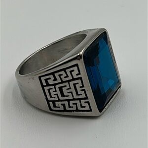 2035- Ocean Blue Color Cubic Zirconia Handmade Men's Ring Size 11 NWT